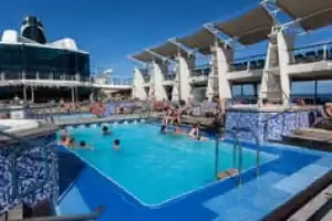 Piscinas deportivas y familiares