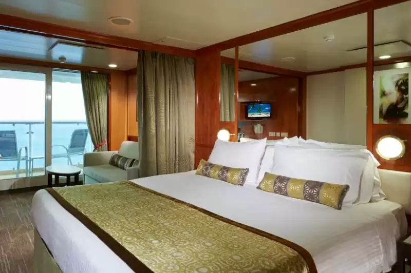 Suite Club balcón en proa