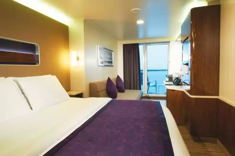 Suite Club balcón en proa